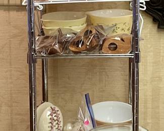 Lots of Pyrex and Corning ware