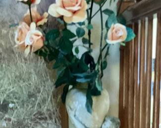 Kitch floor vase with flowers