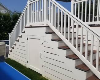 Vinyl railing; Azek; Trex decking