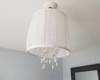 Ceiling light fixture