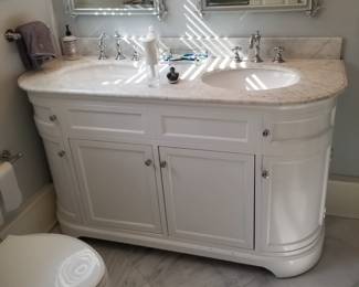 Elegant bath double vanity with rounded edges 