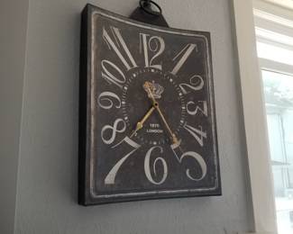 Large wall clock