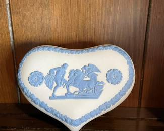 Wedgewood Heart Box