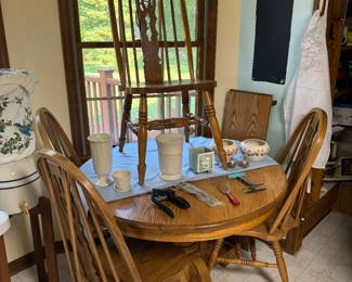 OAK TABLE WITH CHAIRS 
