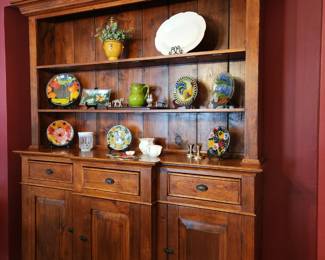 Beautiful vintage display unit with storage