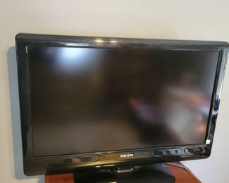 32 inch Phillips Flat-Screen