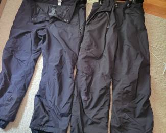 Men's XL Like Brand New Snow ,Ski ,Hunting Snow Pants ,LL Bean And The North Face Brands