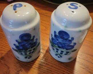 M A Hadley Salt / Pepper Shakers