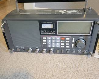 Grundig Satellite 800 Millennium Shortwave World Band Am/FM Radio Receiver