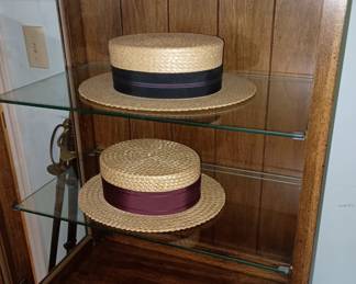 Vintage straw boater hats
Size 7