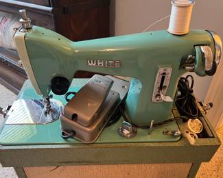 Vintage White sewing machine
