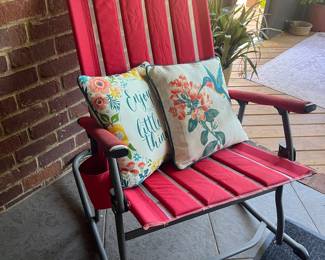 Two  folding  rockers