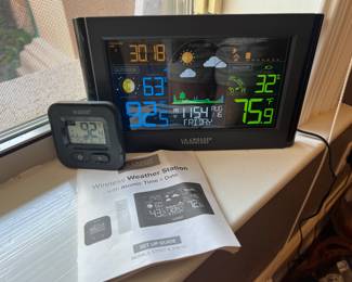 La Crosse wireless weather station 