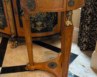 34 x 21 Vintage Mid Century Pair Of Egyptian Planter Table Stands Brass Hardware