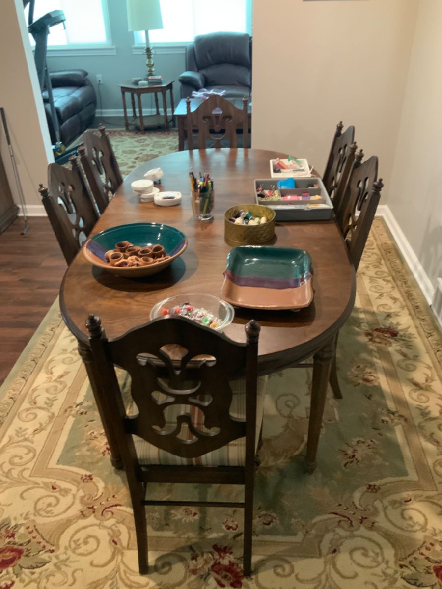 Table with 6 Chairs $400 available for pre-purchase
