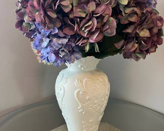 Hydrangea Assorted silk floral stems, plum, wine, lavender, pink, sage....Lenox bone China lg vase, elegant scroll design with gold rim at top, 9"w x 16"t