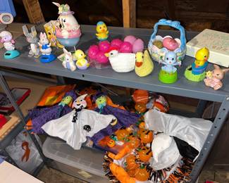 Halloween Decorations / Easter Decorations 