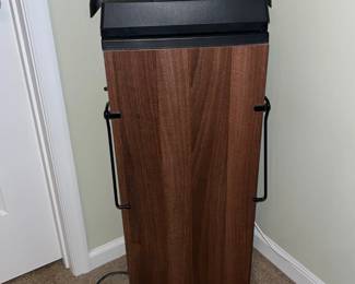 CORBY 4400 Trouser Press; 15 & 30 min timer, walnut 