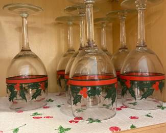 Christmas Wine Glasses 