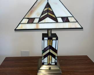 Tiffany Style Stained Glass lamp 