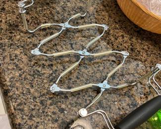 Norpro Expanding Trivet Hot Plate 