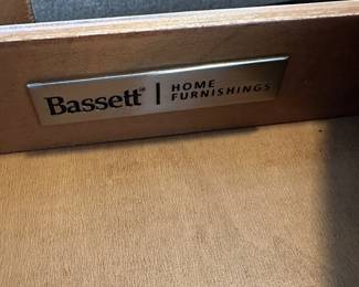 C4 - $250. Bassett Palasides Brindle Round Coffee Table. Measures 36" round x 18" tall. Sunburst veneer pattern using American Walnut. Excellent Condition. 2 drawers.