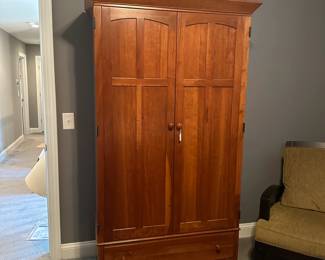 C40 - $250. Pennsylvania House Armoire. Body measures 40" wide x 20" deep x 78" tall. (Including the crown is it 44 wide x 22" deep) Inside shelf is adjustable - does not currently have a bar for hanging clothes. One long drawer on the bottom and 4 small drawers inside.