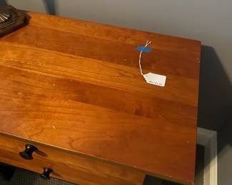 C32 - $175. Pennsylvania House Single Nightstand. Measures 28" x 16" x 26" tall. Top does have some knicks/ signs of wear.Front, sides & legs all look good!