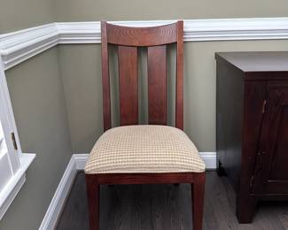 C9 - $550. Ethan Allen Dining Room Table with 8 chairs. Horizons Collection. Measures 42" wide x 70" long x 30.25" tall. Each leaf adds 18" so table extends up to 106". Very good used condition. Shows minor wear I would expect with use. Very sturdy!