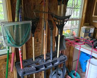 C140 - Overview of smalls in shed