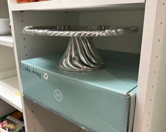 C121 - $20 Cake Stand by Mariposa.