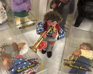 Mecky-Peter Musical Figurines 