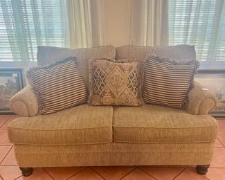Bernhardt Loveseat 