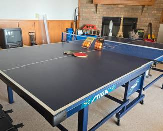 Stiga Ping Pong Table