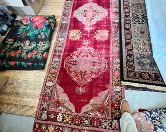 Antique Kirkman 3’9”x12’10”