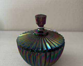 Fenton Art Glass Amethyst Trinket Box w/box