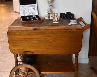 Tea cart