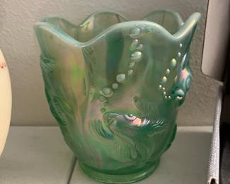 Fenton green opalescent vase w/box