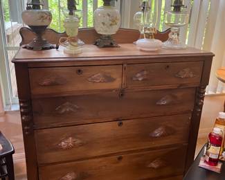 Dresser, 40 x 18 x 36