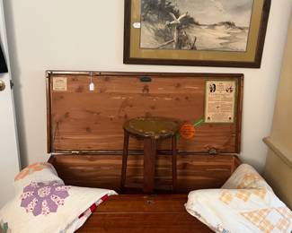 Lane cedar chest