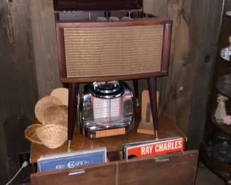 MCM record player and many records