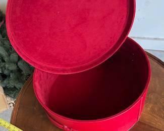 Faux Leather Nesting Containers - Glue is coming up in certain spots around the seems. Otherwise in great condition. $20