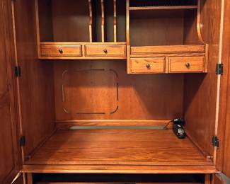 Desk Airmore, 40" w x 73 1/4" h x 23" d, $95