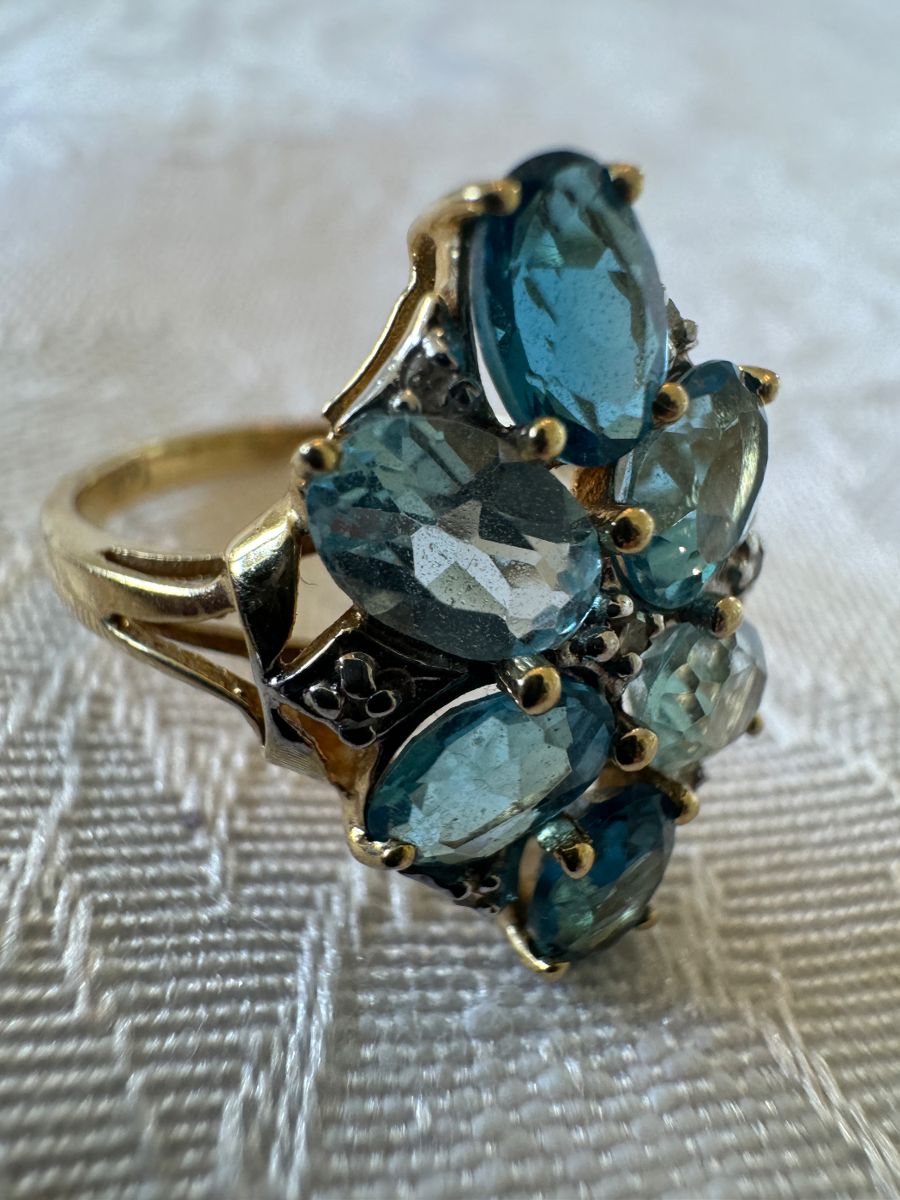14K Gold & Blue Topaz Ring
