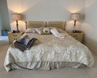 Hickory Eastern King Bed