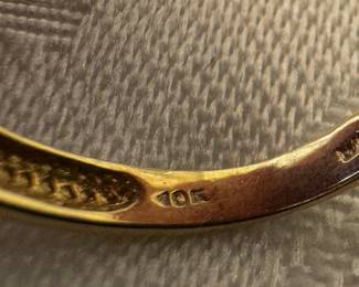 10K Gold Amethyst Ring