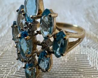 10K Gold & Blue Topaz Ring