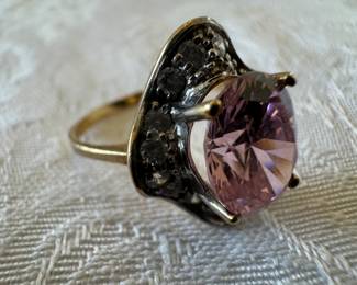 10K Gold & Purple Amethyst Ring
