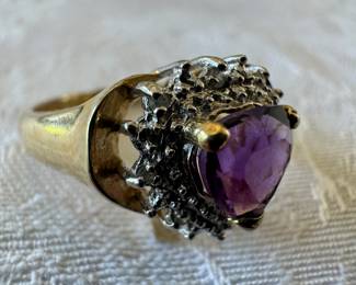 10K Gold Amethyst Ring