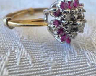 14K Gold Diamond & Ruby Ring